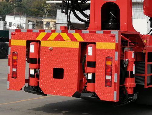 韶起牌SGQ5531JQZZG6汽車(chē)起重機(jī)公告圖片