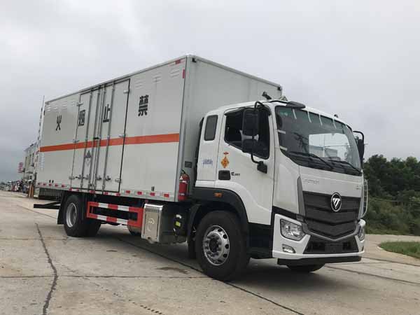 楚勝牌CSC5180XZWB6雜項(xiàng)危險(xiǎn)物品廂式運(yùn)輸車公告圖片