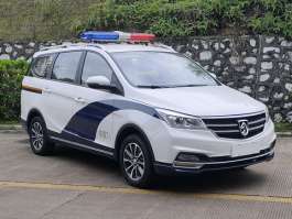囚车