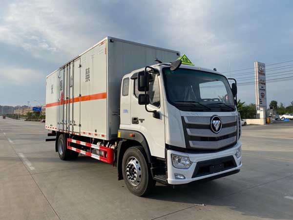 楚勝牌CSC5180XRYB6易燃液體廂式運輸車公告圖片