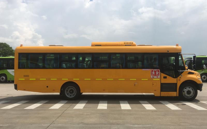 福田牌BJ6996S8LFB-1中小学生专用校车公告图片