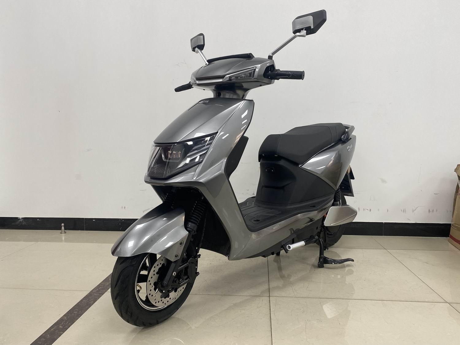 新蕾牌XL1000DT-2A电动两轮摩托车公告图片