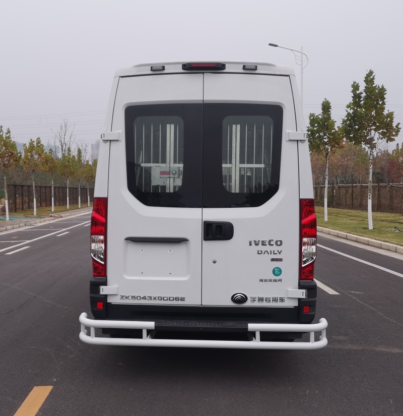 宇通牌ZK5043XQCD62囚車(chē)公告圖片