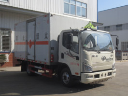 爆破器材运输车
