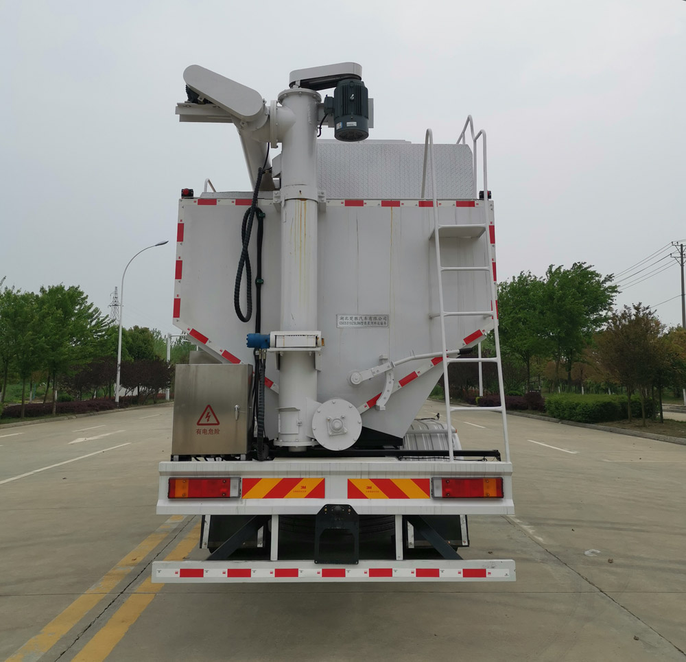 楚勝牌CSC5310ZSLD6散裝飼料運輸車公告圖片