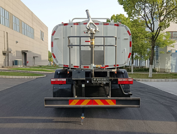 福龍馬牌FLM5181GQXDGFCEVS燃料電池清洗車(chē)公告圖片