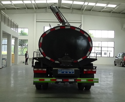 程力威牌CLW5070GXE6XS吸粪车公告图片