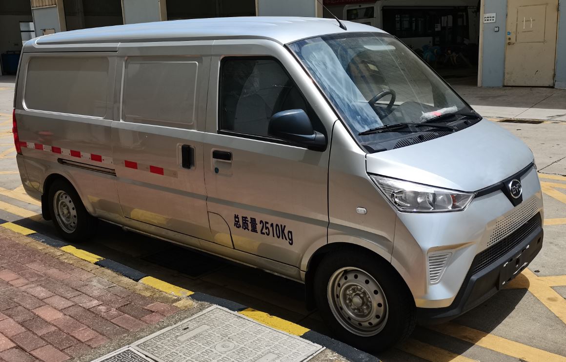 比亚迪牌BYD5030XXYEV3纯电动厢式运输车公告图片