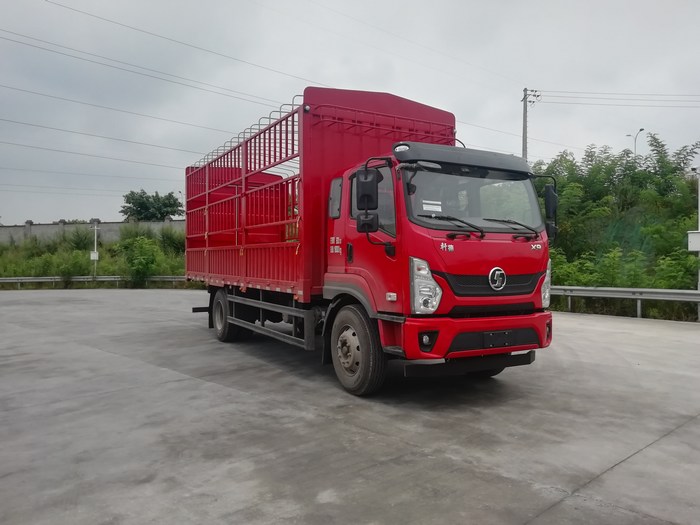 陜汽牌SX5181CCYBP6501倉柵式運輸車公告圖片