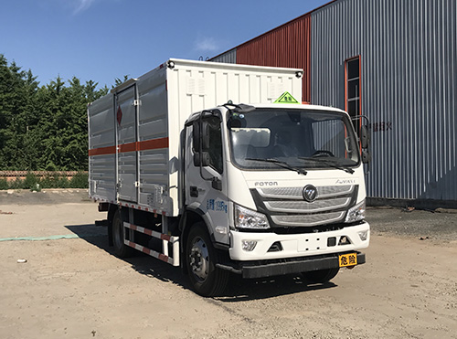 中燕牌BSZ5123XRQC6B易燃?xì)怏w廂式運(yùn)輸車公告圖片