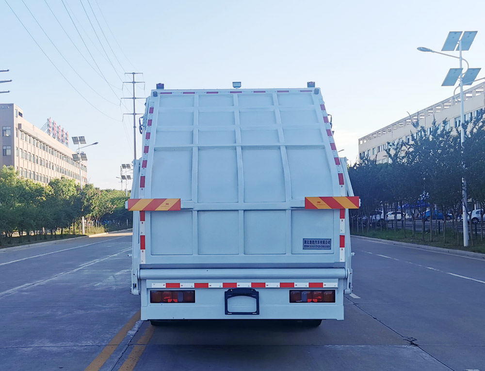 楚勝牌CSC5257ZYSZ6壓縮式垃圾車公告圖片