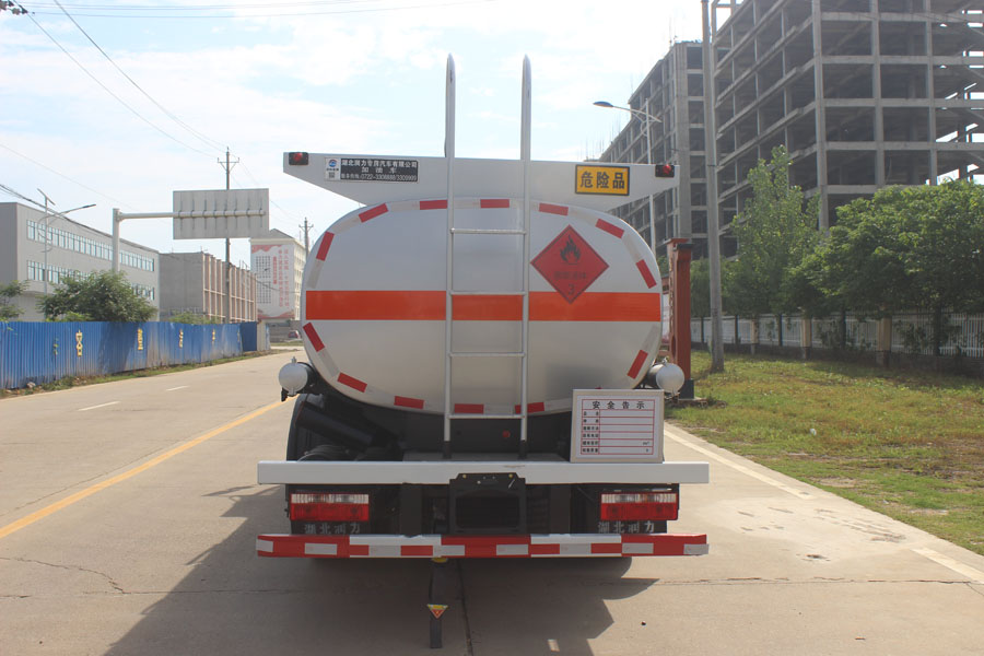 潤知星牌SCS5120GJYEQ6加油車公告圖片