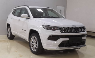 吉普牌GFA7130CHEV2DA型插电式混合动力轿车