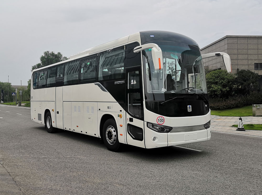 远程牌11米24-48座燃料电池客车(DNC6110FCEV32)