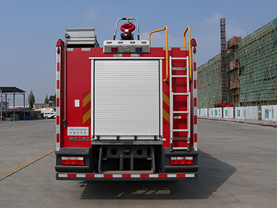 新東日牌YZR5170GXFSG70/E6水罐消防車公告圖片