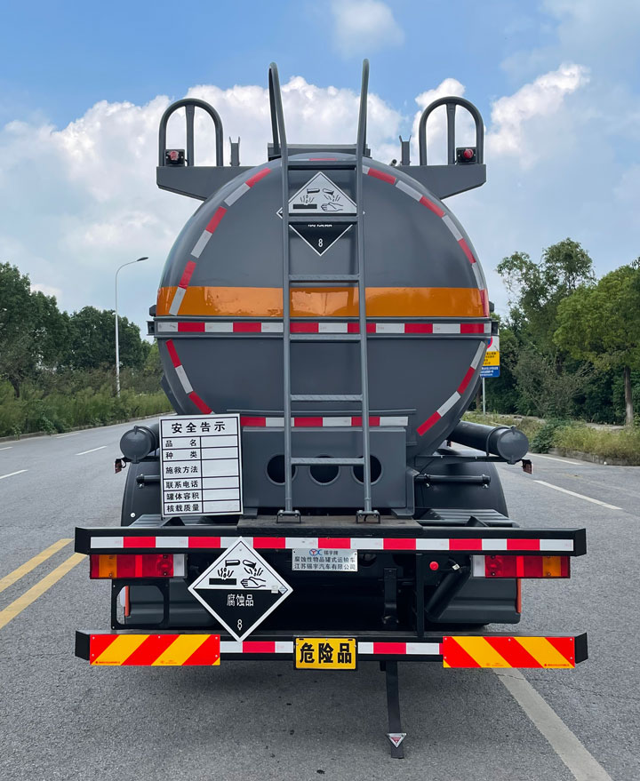 錫宇牌WXQ5323GFWE6腐蝕性物品罐式運(yùn)輸車公告圖片