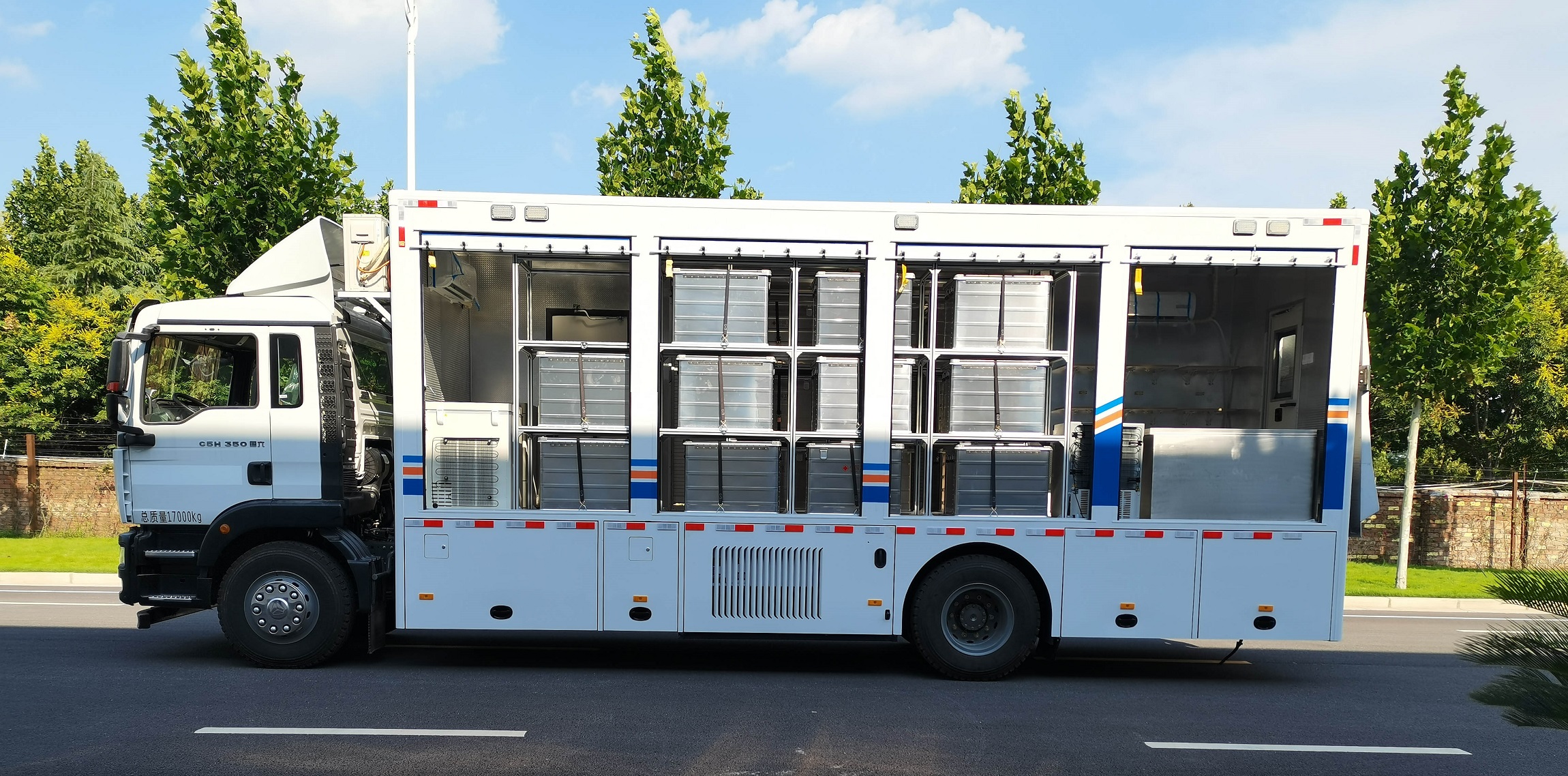 宇通牌ZK5170XZB61裝備車公告圖片