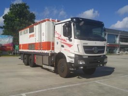 固井车
