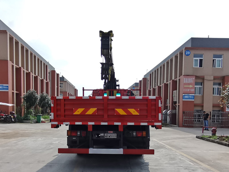 江匯威牌JWD5140JSQCD6隨車起重運(yùn)輸車公告圖片