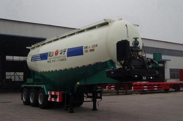华宇达牌10.5米32吨3轴中密度粉粒物料运输半挂车(LHY9401GFLB)