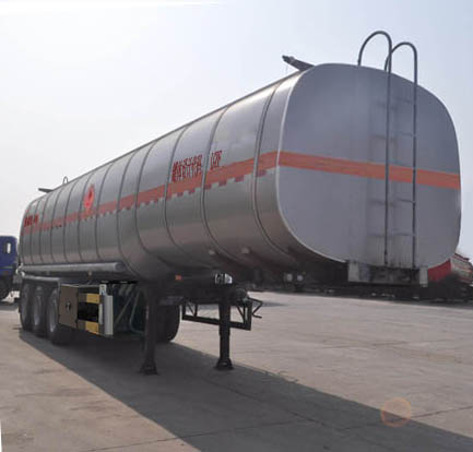 旗林牌12米30.1吨3轴易燃液体罐式运输半挂车(QLG9401GRYA)