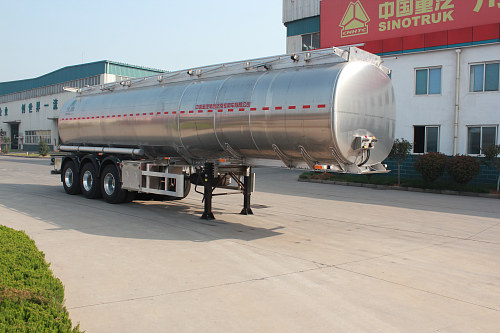 绿叶牌11.5米34吨3轴润滑油罐式运输半挂车(JYJ9400GRH)