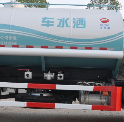 金银湖牌WFA5183GSSFE6洒水车公告图片