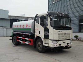 绿化喷洒车