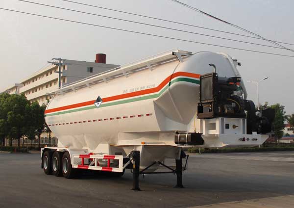 开乐牌12.3米30吨3轴杂项危险物品罐式运输半挂车(AKL9400GZW)