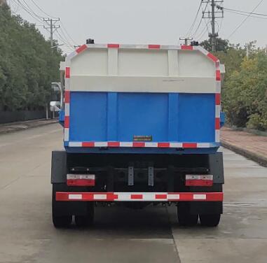 东风股份多利卡D7 SLV5120ZZZE自装卸式垃圾车公告图片