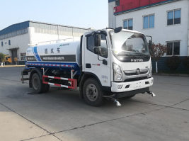 洒水车
