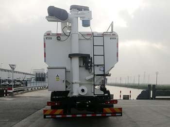 百勤牌XBQ5180ZSLD23散裝飼料運(yùn)輸車公告圖片