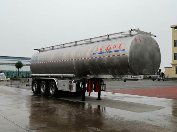 力生牌11米34吨3轴润滑油罐式运输半挂车(HLS9400GRH)