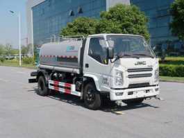 洒水车