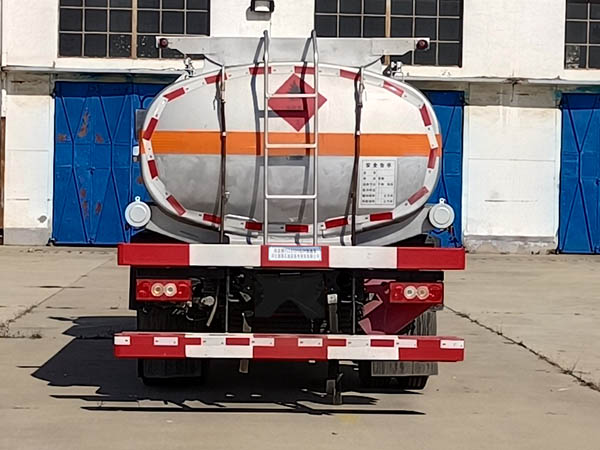 油龍牌YLL5121GJY加油車公告圖片