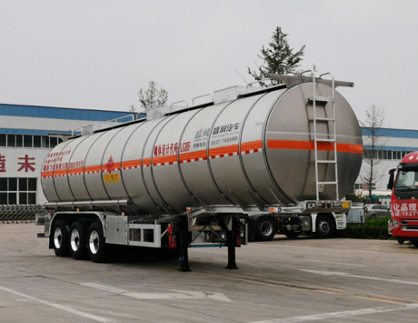 盛润牌SKW9400GRYLB铝合金易燃液体罐式运输半挂车图片