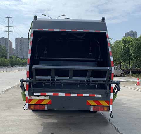 楚飞牌CLQ5180ZYS6GL压缩式垃圾车公告图片