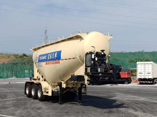 星马牌9.3米32.8吨3轴中密度粉粒物料运输半挂车(XMP9400GFL1)