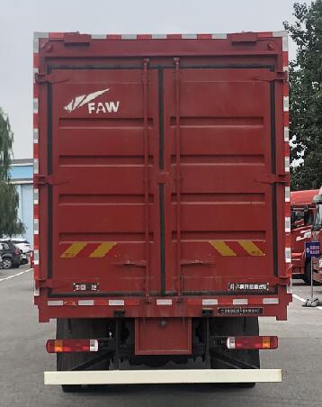 解放牌CA5244XYKPK2L7T3E6A80翼開(kāi)啟廂式車(chē)公告圖片