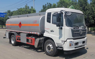 运油车