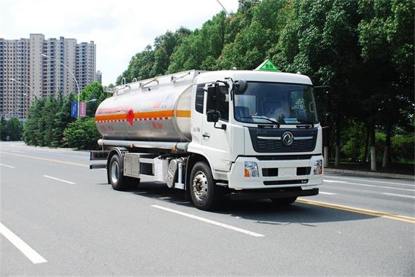 齊星牌QXC5180GYYB1鋁合金運(yùn)油車公告圖片