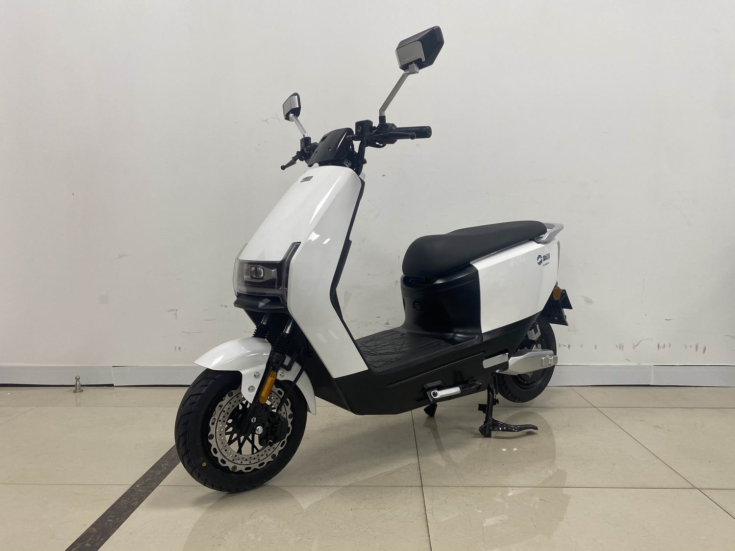 新蕾牌XL1000DT-6电动两轮摩托车公告图片