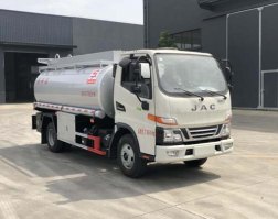 普通液体运输车