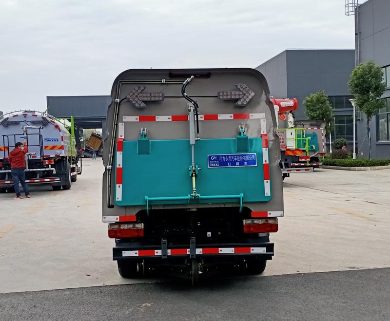 程力威牌CLW5030TSL6扫路车公告图片