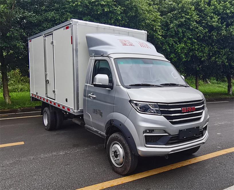 鑫源牌JKC5034XXYD6X0廂式運(yùn)輸車公告圖片