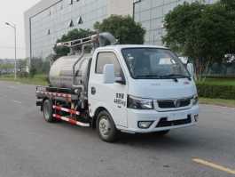 吸粪车