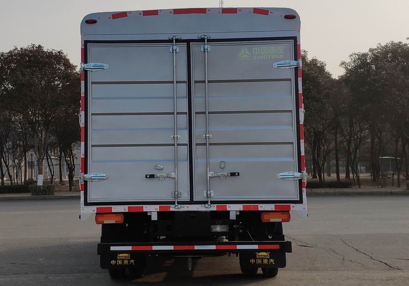 豪沃牌ZZ5047CCYF3112F145仓栅式运输车公告图片