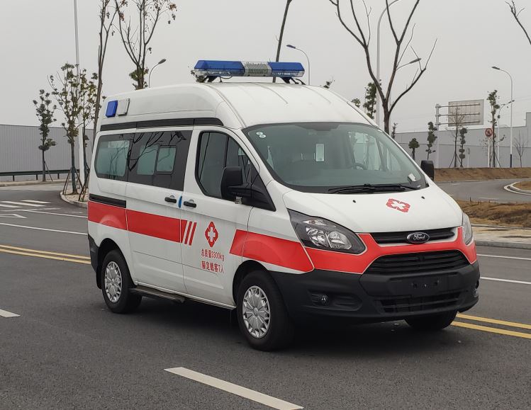 TEG5030XJH303 中国中车牌救护车图片