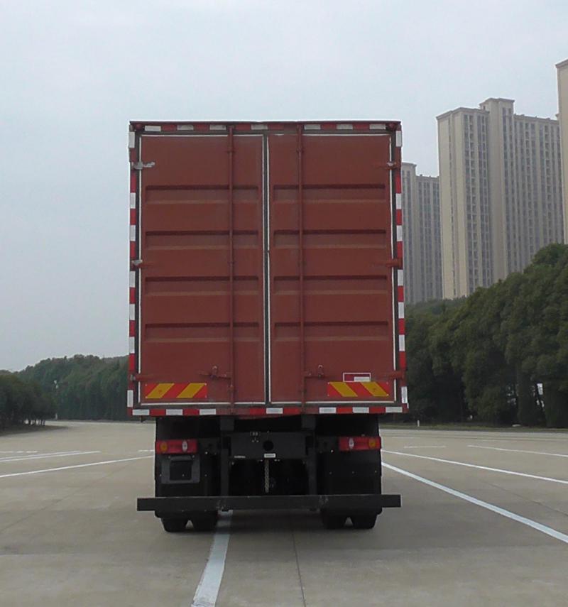 大運(yùn)牌DYQ5310XXYD6EB廂式運(yùn)輸車公告圖片