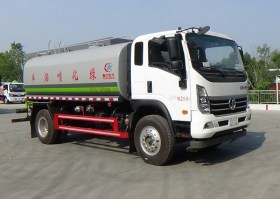 绿化喷洒车